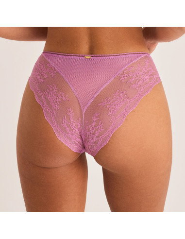 Montse Pedrosa | Braga Bikini Manuela 31307 de Selmark color Lavanda
