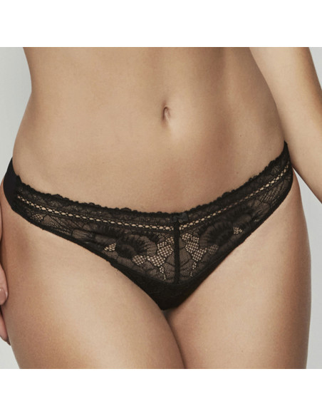 Montse Pedrosa | Tanga Agatha 31201 de Selmark color Negro