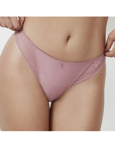 Montse Pedrosa | Tanga Malitzia 61201 de Selmark color Rosa Tostado