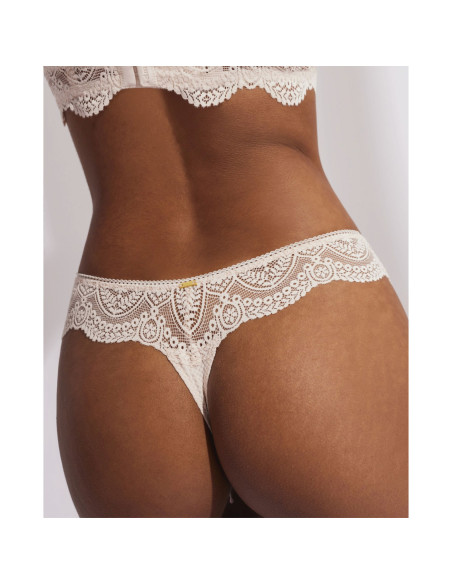 Montse Pedrosa | Tanga Matilda 31101 de Selmark color Maquillaje