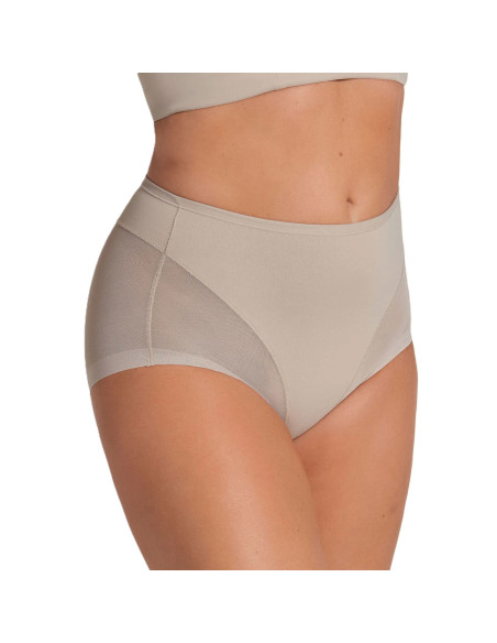 Montse Pedrosa | Braga Clásica Control Suave 012657 de Leonisa color Brown