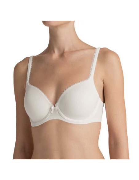 Montse Pedrosa | Sujetador Perfectly Soft WHP de Triumph color Marfil