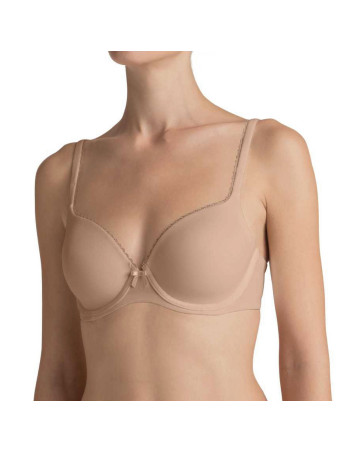 Montse Pedrosa | Sujetador Perfectly Soft WHP de Triumph color Marfil 2