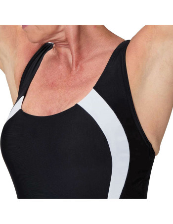 Montse Pedrosa | Quantum Contour One Piece 8-A000171002 de Speedo 2