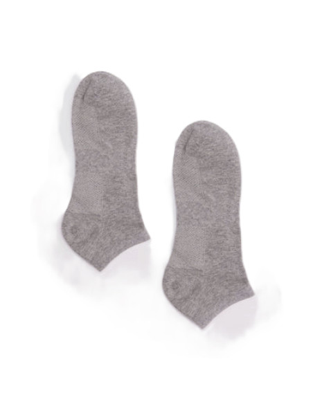 Montse Pedrosa | Pack 3 Calcetines Invisibles Transpirables 12745 de Ysabel Mora color Surtido
