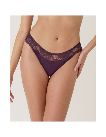 Montse Pedrosa | Tanga Renatta 61301 de Selmark color Berenjena