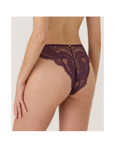 Montse Pedrosa | Braga Brasileña Renatta 61304 Negro de Selmark color Berenjena