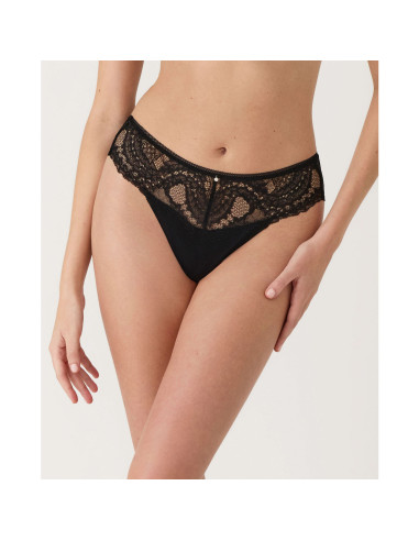 Montse Pedrosa | Braga Bikini Renatta 61307 de Selmark color Negro
