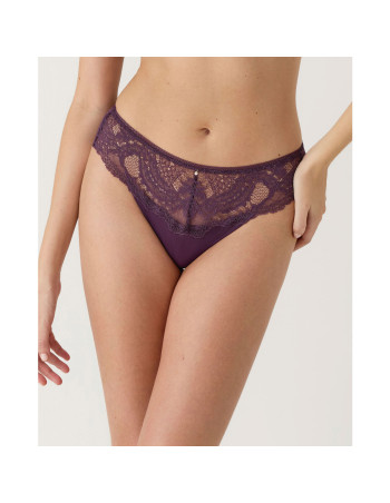Montse Pedrosa | Braga Bikini Renatta 61307 de Selmark color Berenjena