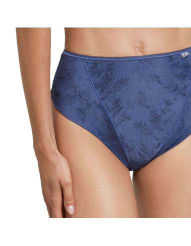 Montse Pedrosa | BBraga 32049 de Avet color Blau